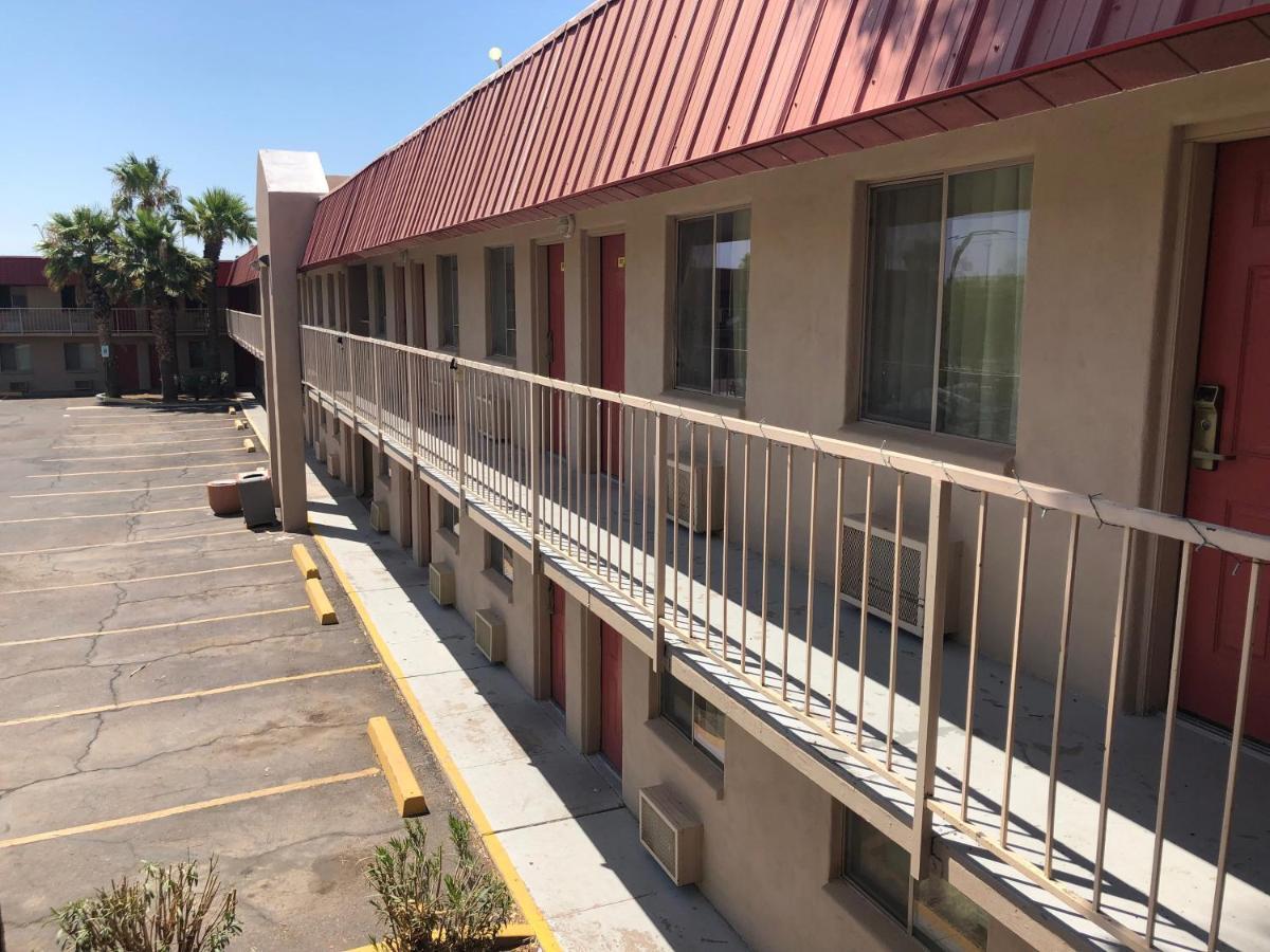 Oyo Hotel Eloy Az I-10 Extérieur photo