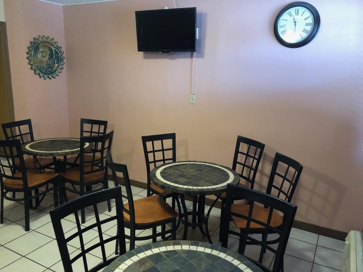 Oyo Hotel Eloy Az I-10 Extérieur photo